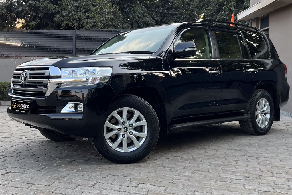 2017 TOYOTA LC200 VX