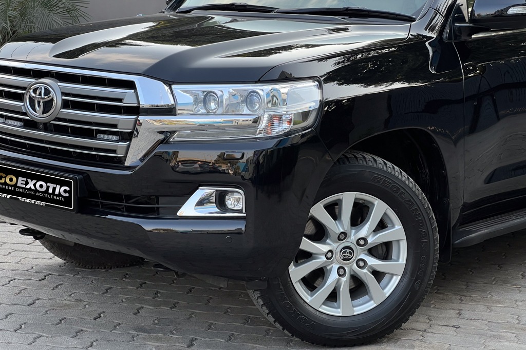 2017 TOYOTA LC200 VX