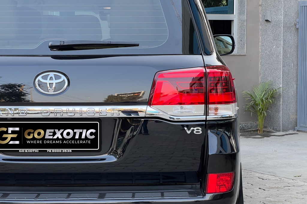 2017 TOYOTA LC200 VX