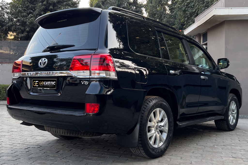 2017 TOYOTA LC200 VX