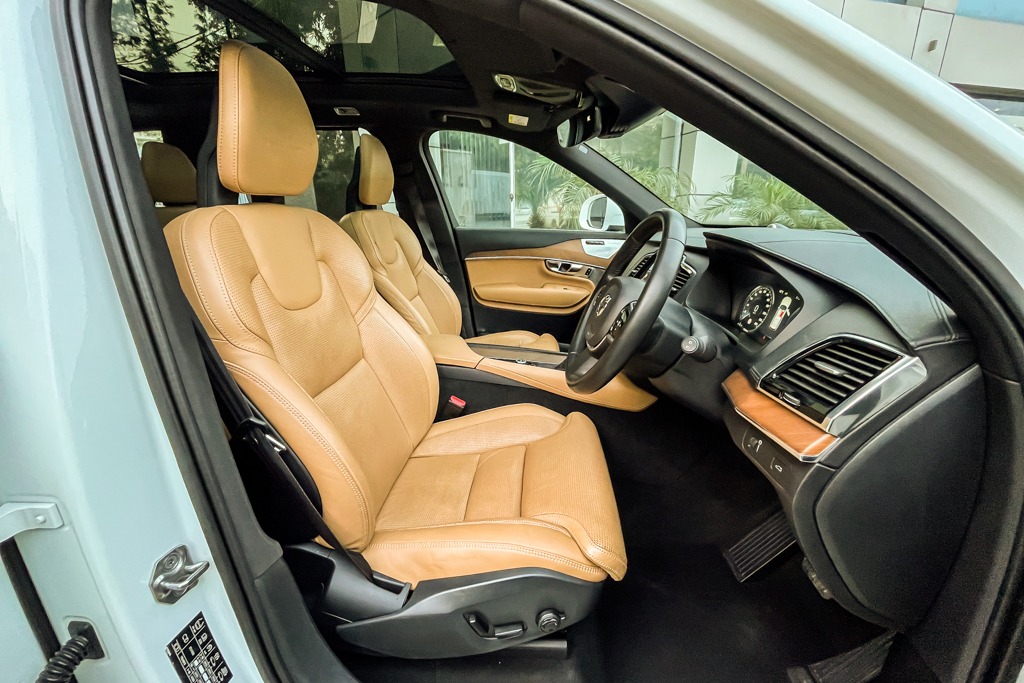 2016 VOLVO XC90 D5 INSCRIPTION