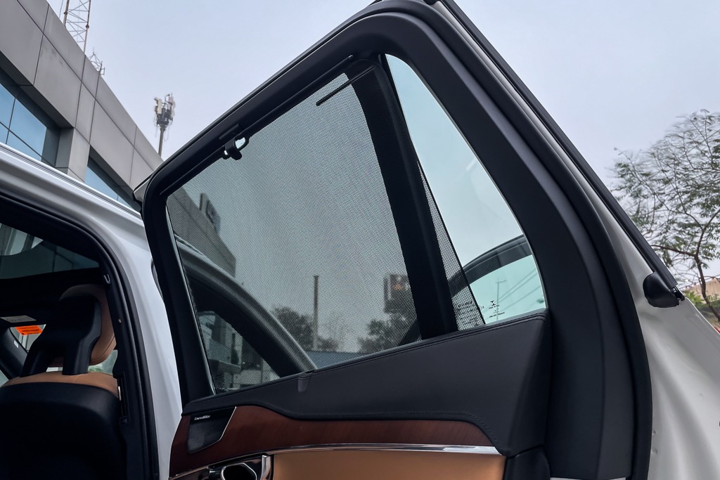 2016 VOLVO XC90 D5 INSCRIPTION