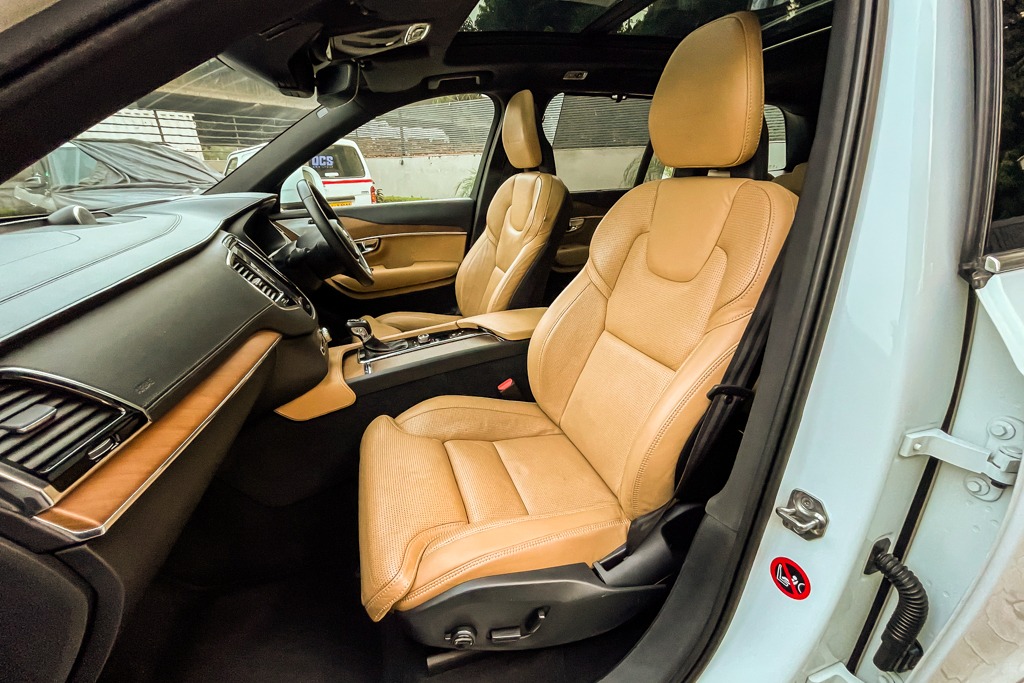 2016 VOLVO XC90 D5 INSCRIPTION