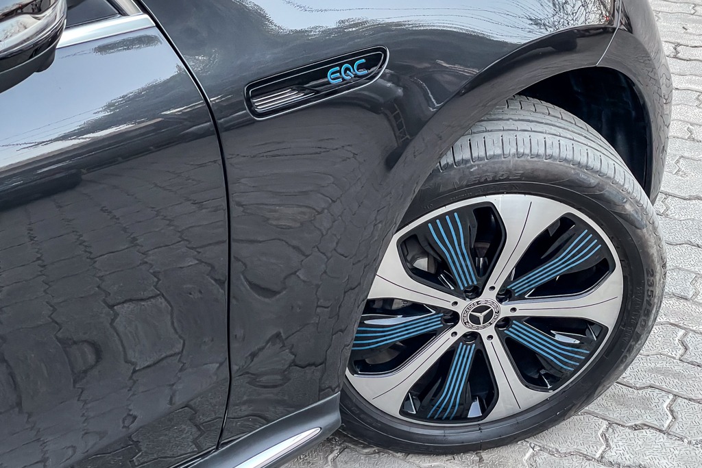 MERCEDES BENZ EQC 400 4MATIC
