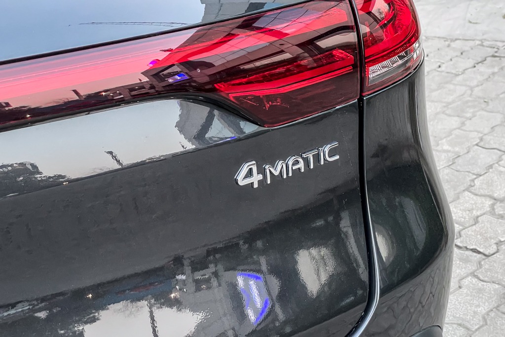 MERCEDES BENZ EQC 400 4MATIC