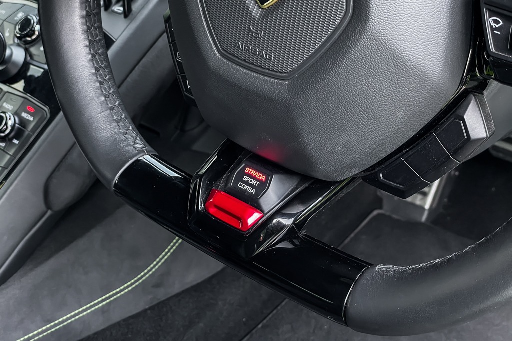 2019 LAMBORGHINI HURACAN 610-4