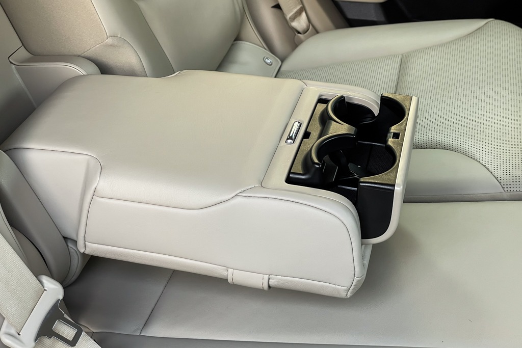 2022 TOYOTA LAND CRUISER ZX 300