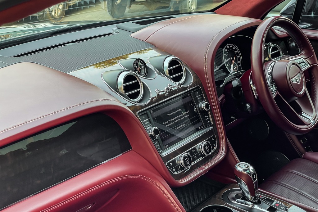 2019 BENTLEY BENTAYGA CENTENARY CELEBRATION