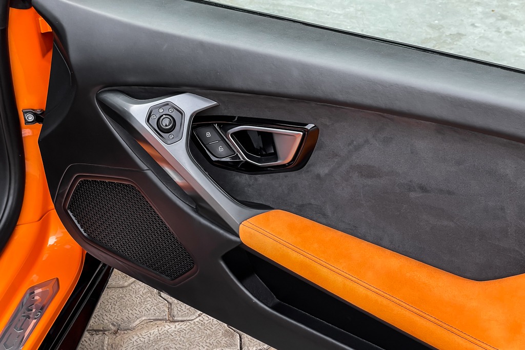 2015 LAMBORGHINI HURACAN 610-4