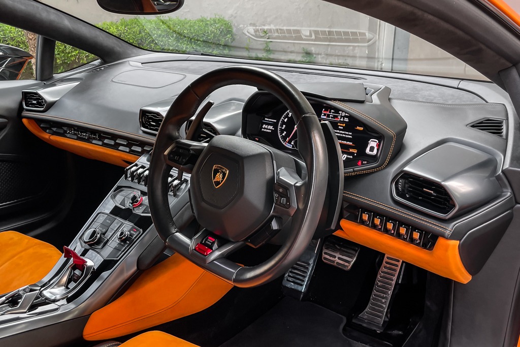 2015 LAMBORGHINI HURACAN 610-4