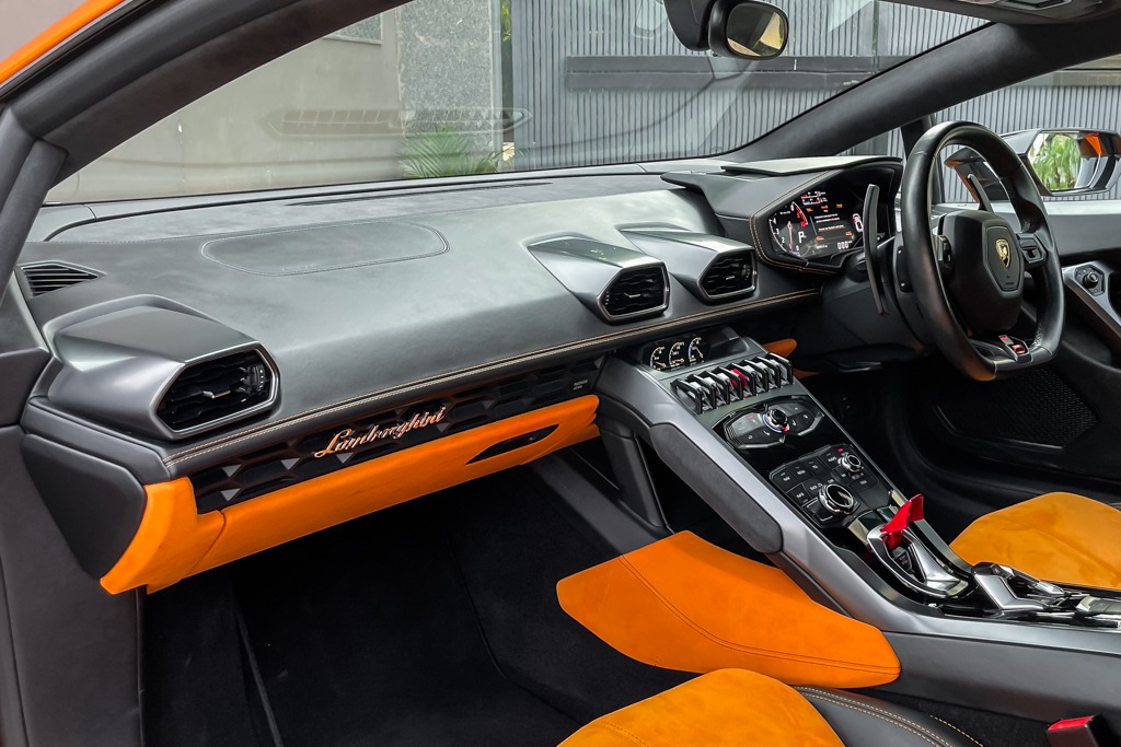 2015 LAMBORGHINI HURACAN 610-4