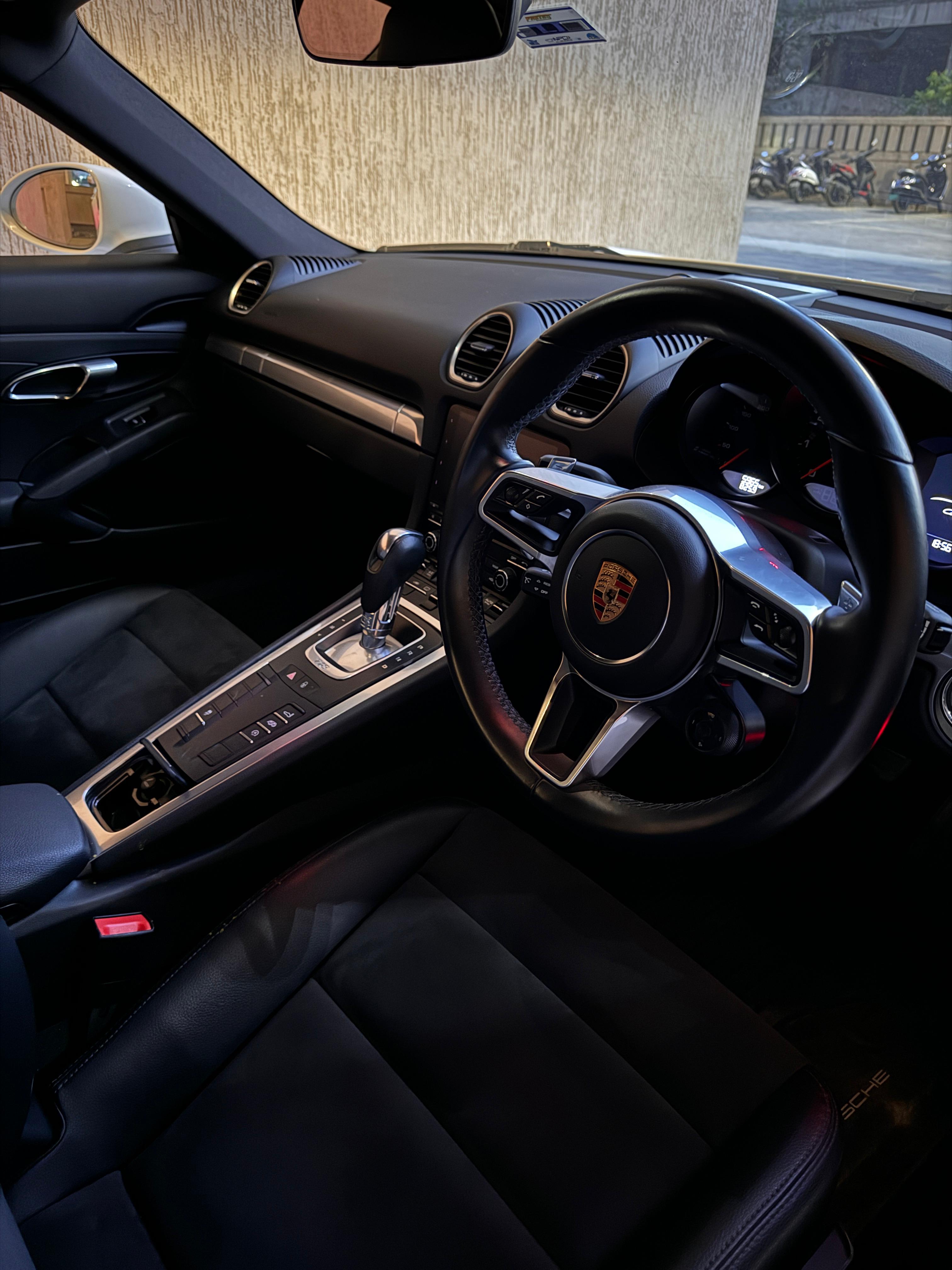 2020 MERCEDES BENZ G63 AMG