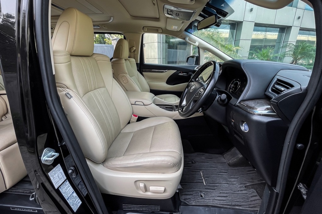 2021 TOYOTA VELLFIRE EXECUTIVE LOUNGE
