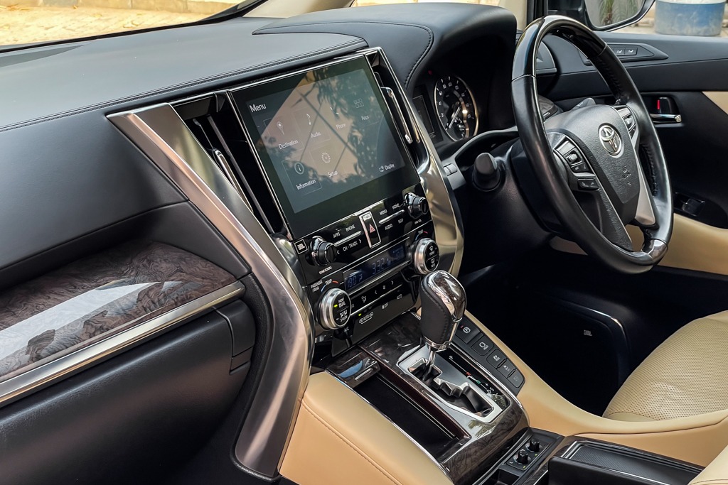 2021 TOYOTA VELLFIRE EXECUTIVE LOUNGE