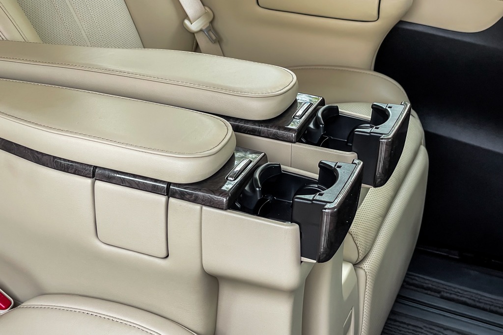 2021 TOYOTA VELLFIRE EXECUTIVE LOUNGE