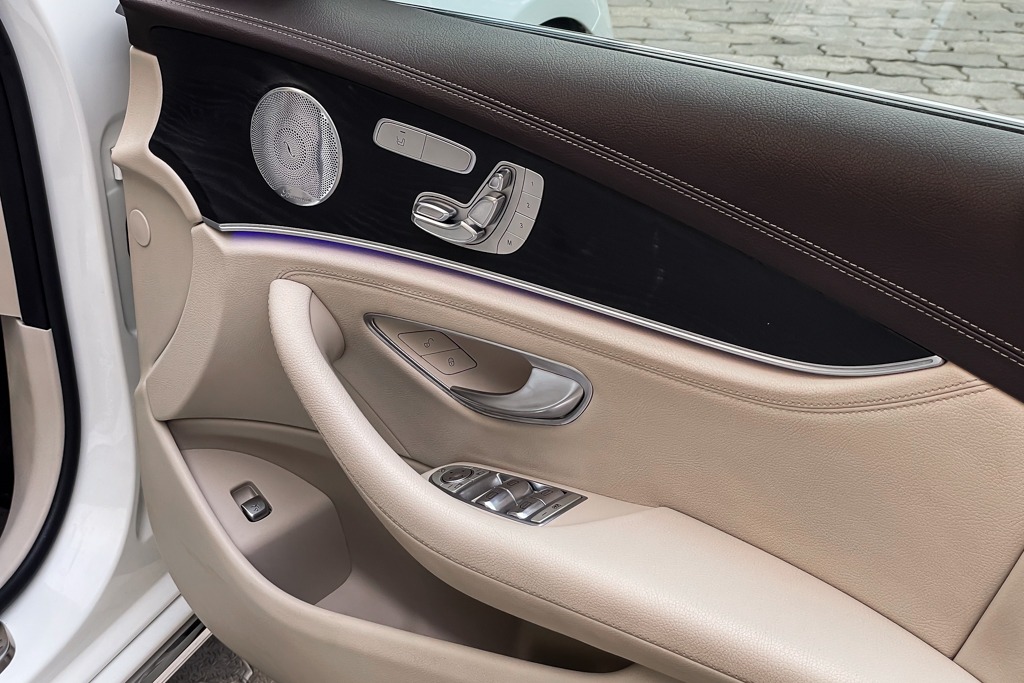 2017 MERCEDES BENZ E350d