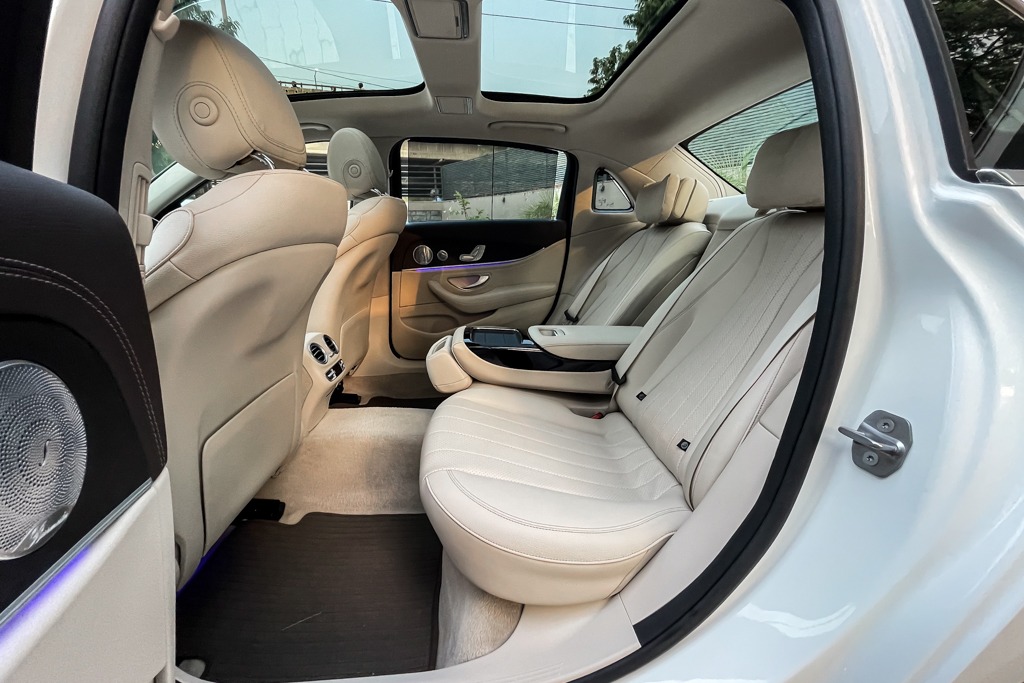 2017 MERCEDES BENZ E350d