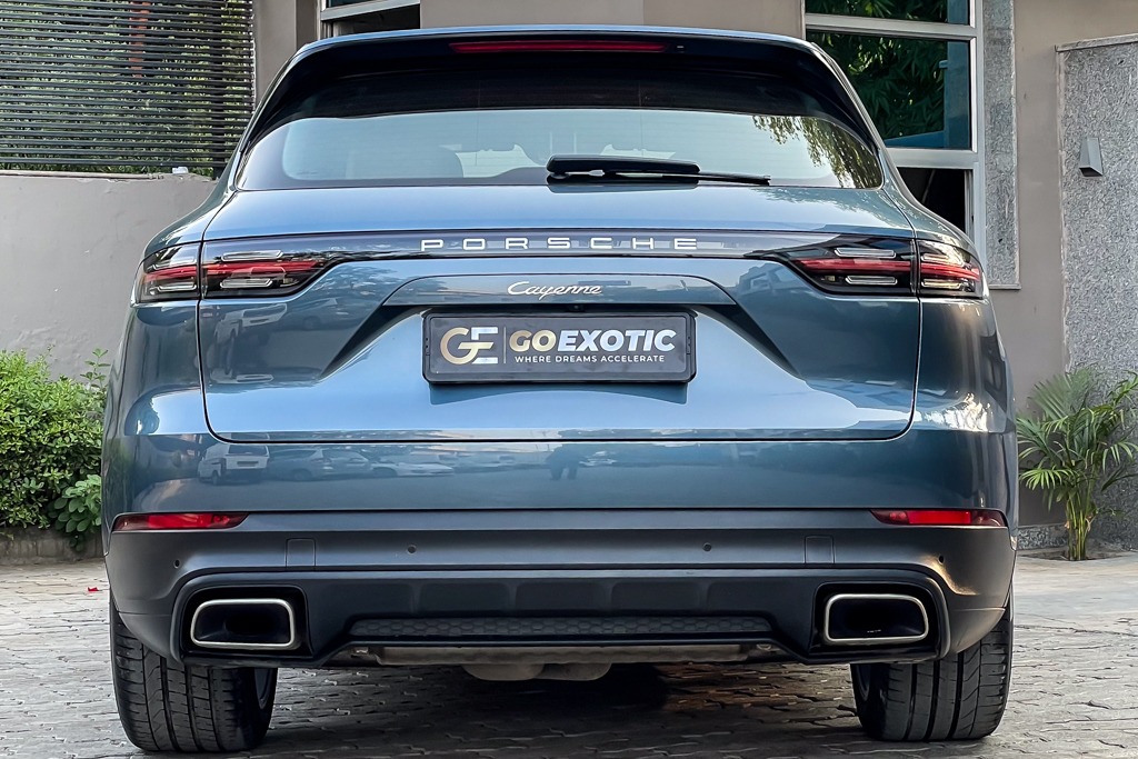 2018 PORSCHE CAYENNE