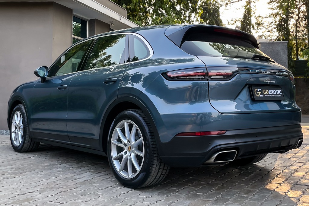2018 PORSCHE CAYENNE