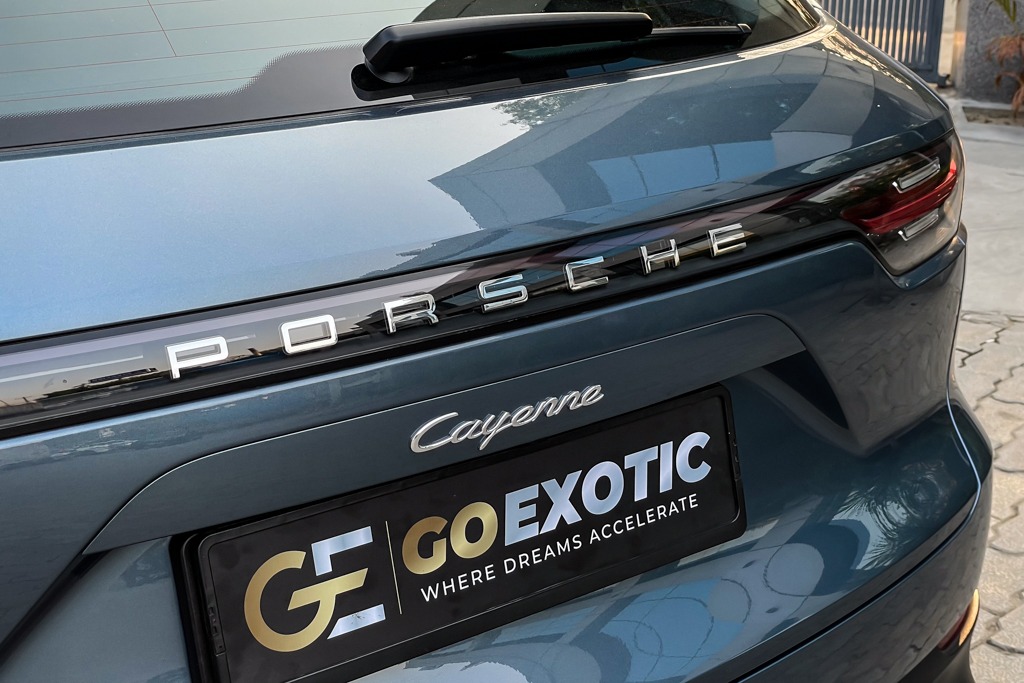 2018 PORSCHE CAYENNE