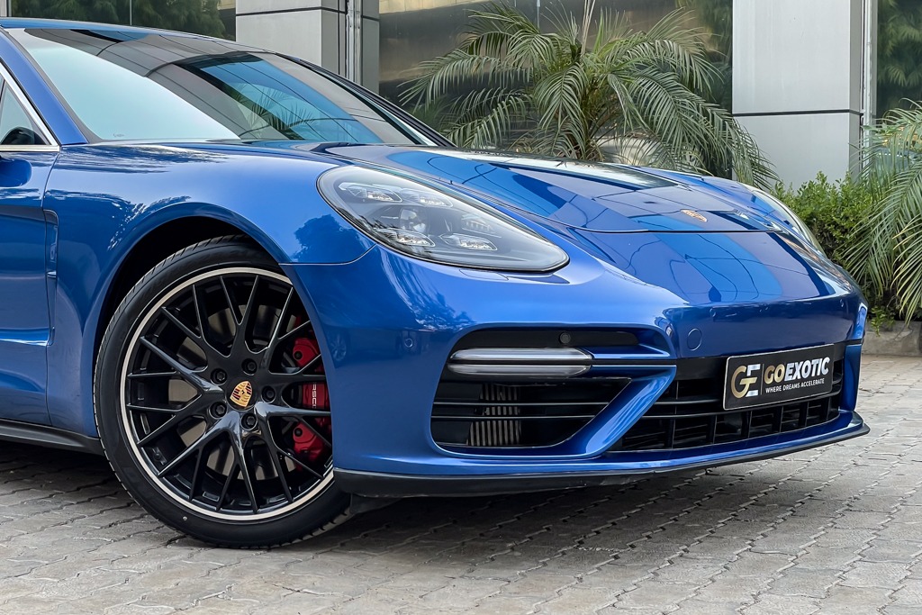 2017 PORSCHE PANAMERA TURBO