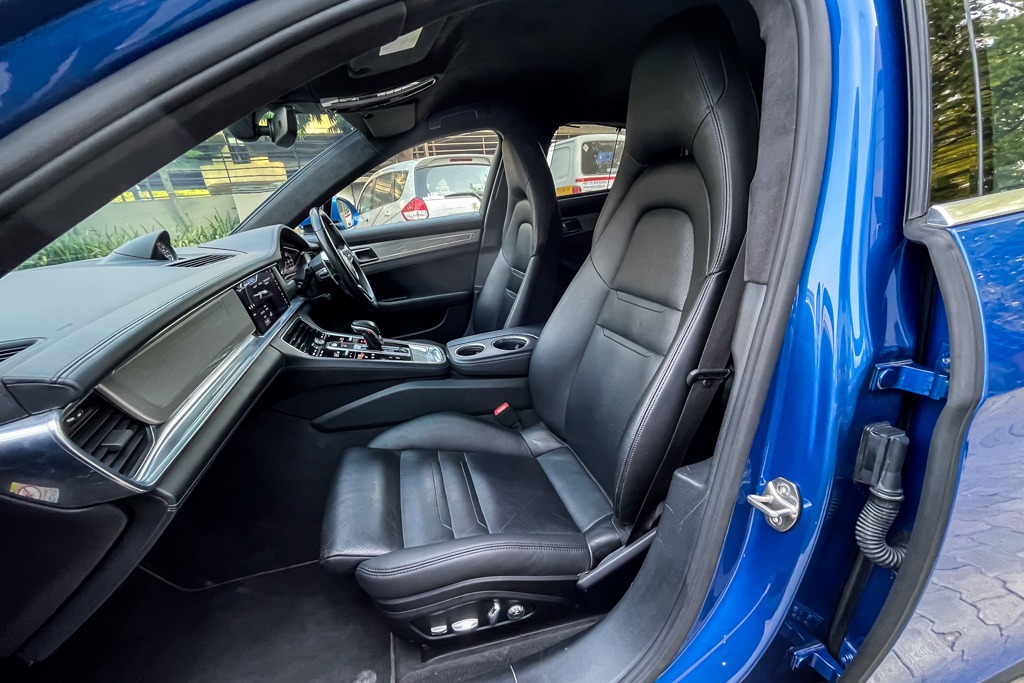 2017 PORSCHE PANAMERA TURBO