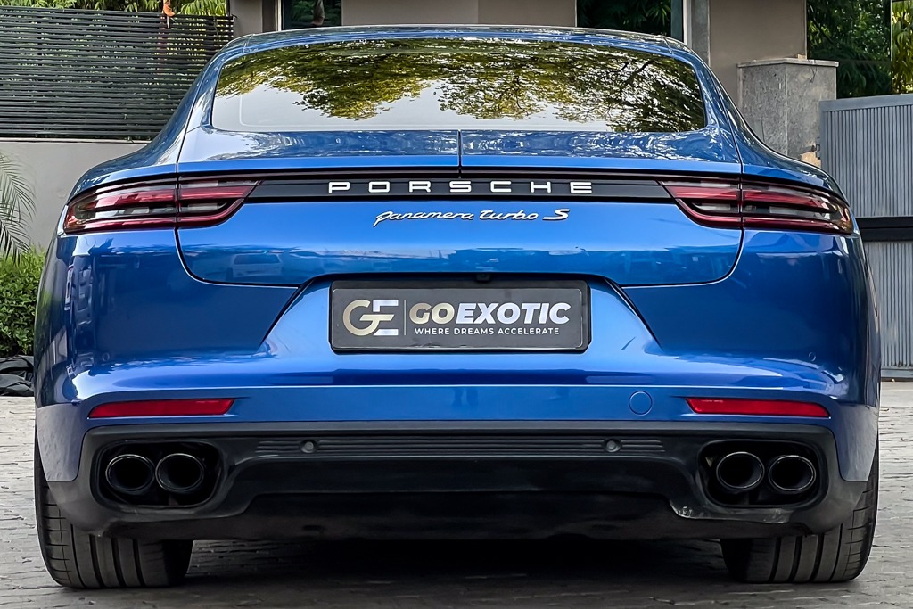 2017 PORSCHE PANAMERA TURBO