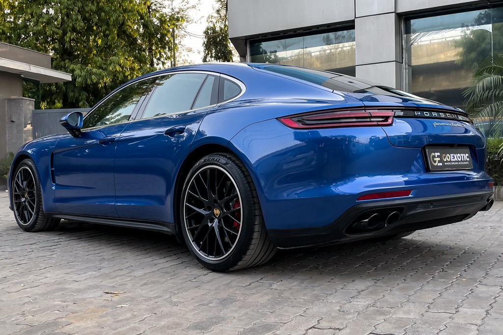 2017 PORSCHE PANAMERA TURBO