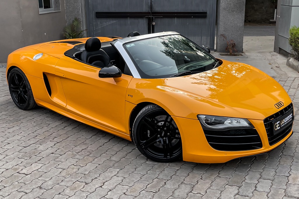 2011 AUDI R8 V10 SPYDER