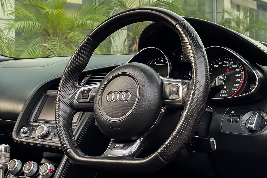 2011 AUDI R8 V10 SPYDER