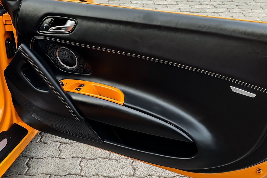 2011 AUDI R8 V10 SPYDER