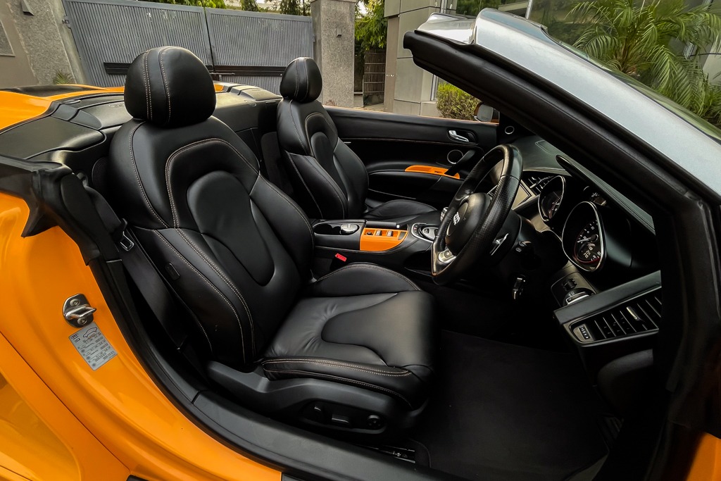 2011 AUDI R8 V10 SPYDER