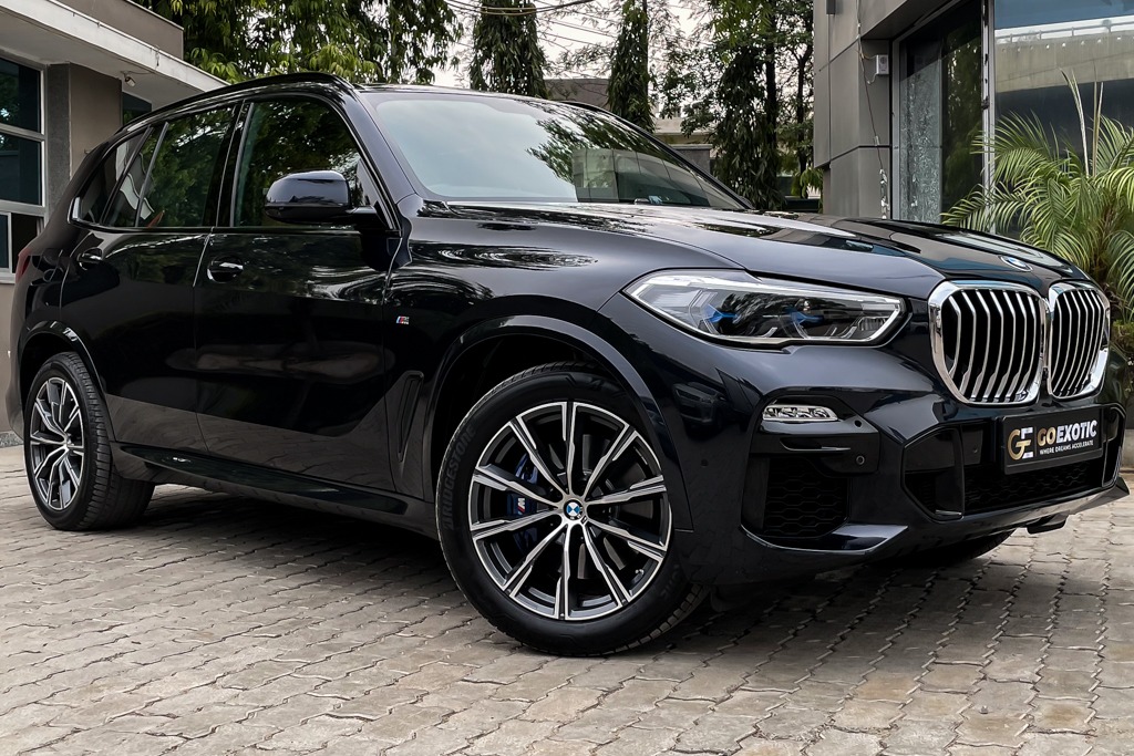 2021 BMW X5 40i M SPORT