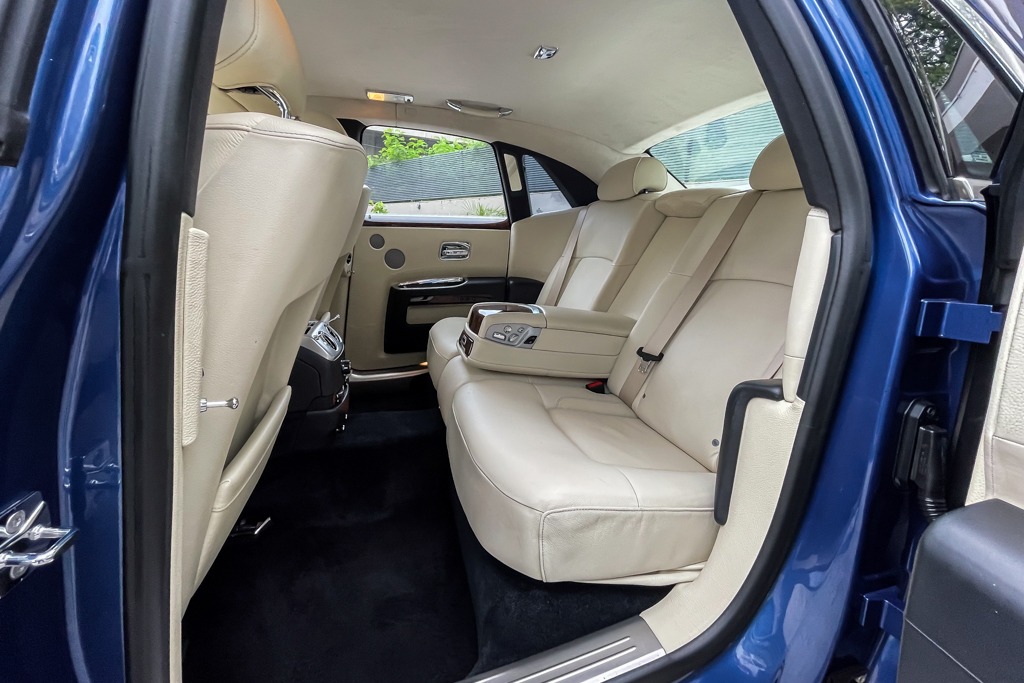 2010 ROLLS ROYCE GHOST SERIES I BLUE
