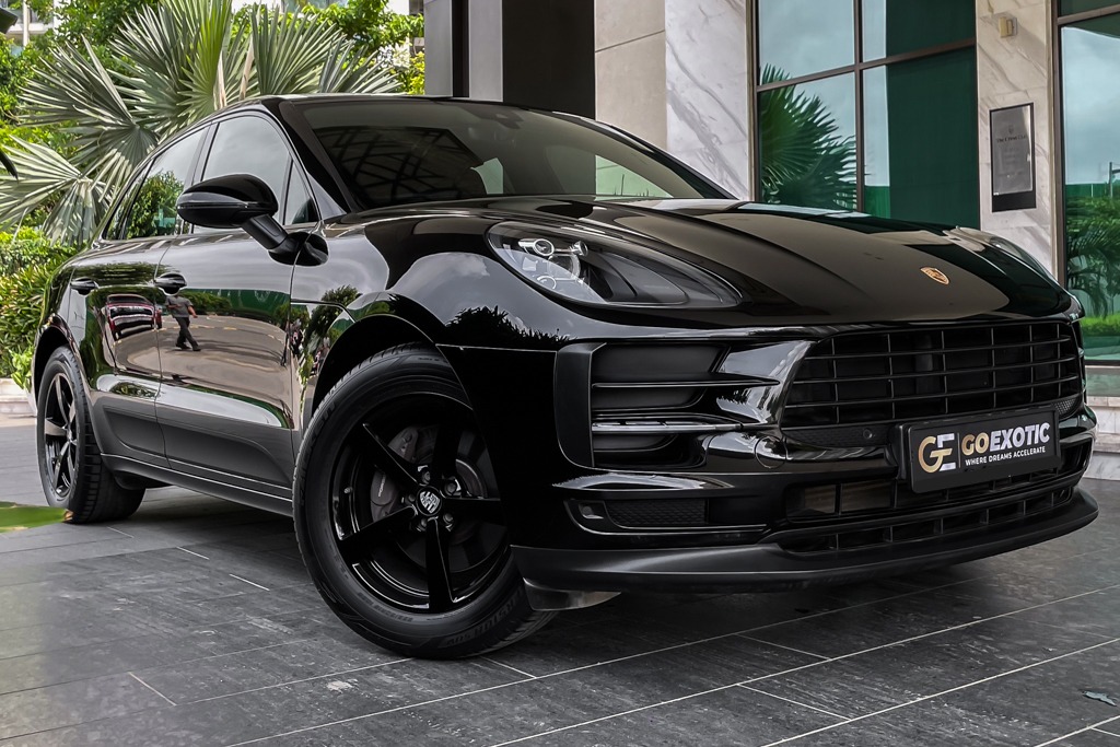 2019 PORSCHE MACAN