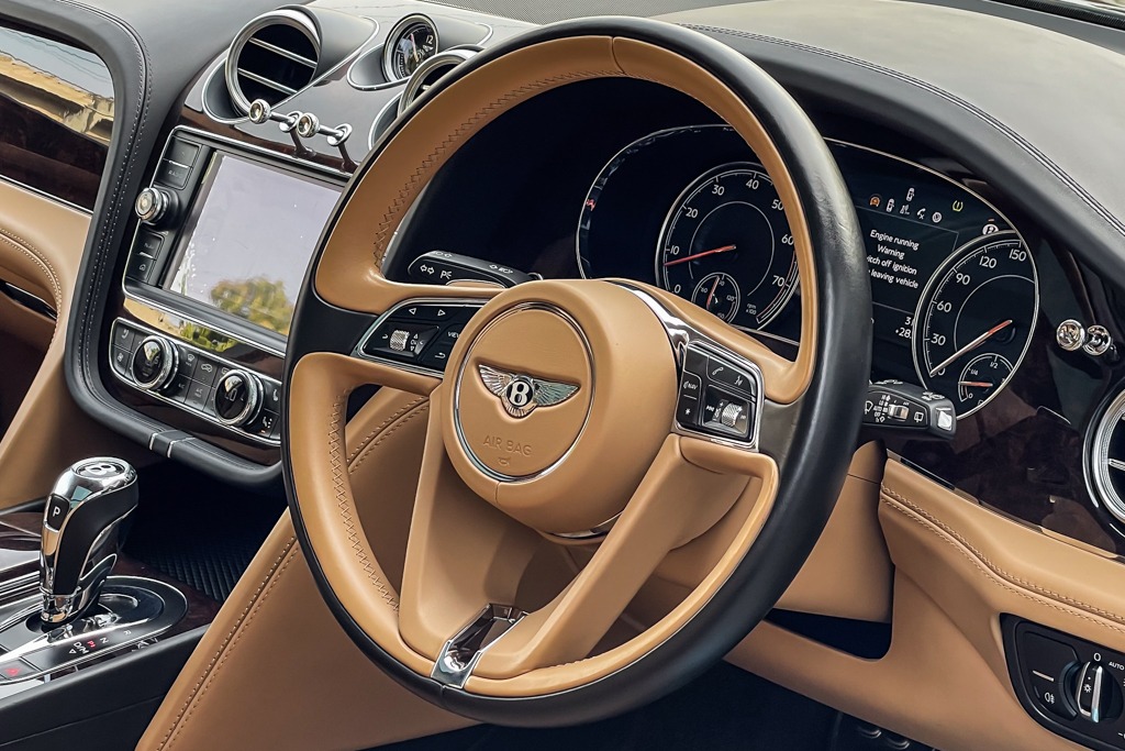 2017 BENTLEY BENTAYGA W12