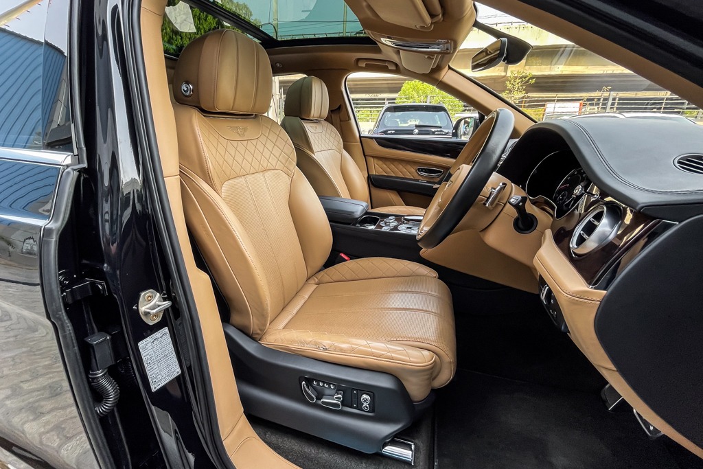 2017 BENTLEY BENTAYGA W12