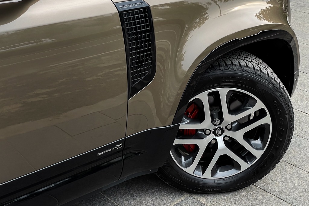 2023 LAND ROVER DEFENDER X DYNAMIC