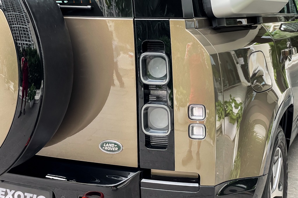 2023 LAND ROVER DEFENDER X DYNAMIC