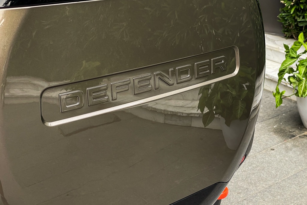 2023 LAND ROVER DEFENDER X DYNAMIC