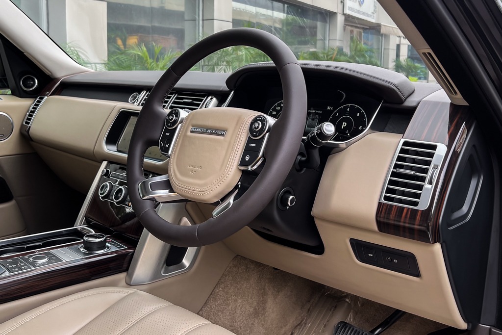 2017 RANGE ROVER VOGUE LWB