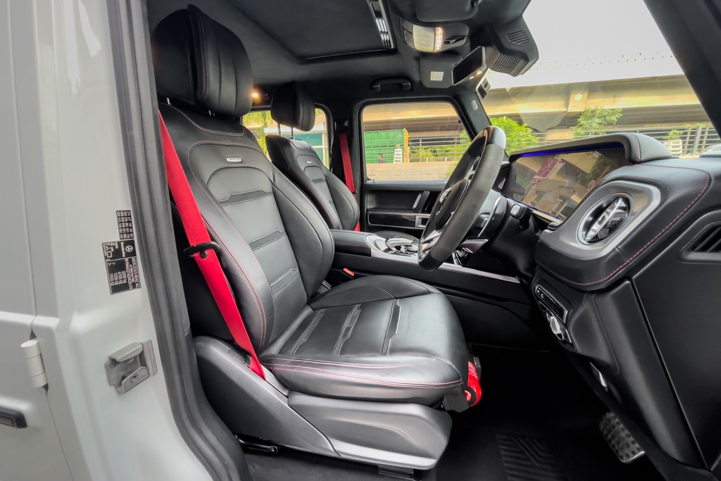 2022 MERCEDES BENZ G63 AMG V8