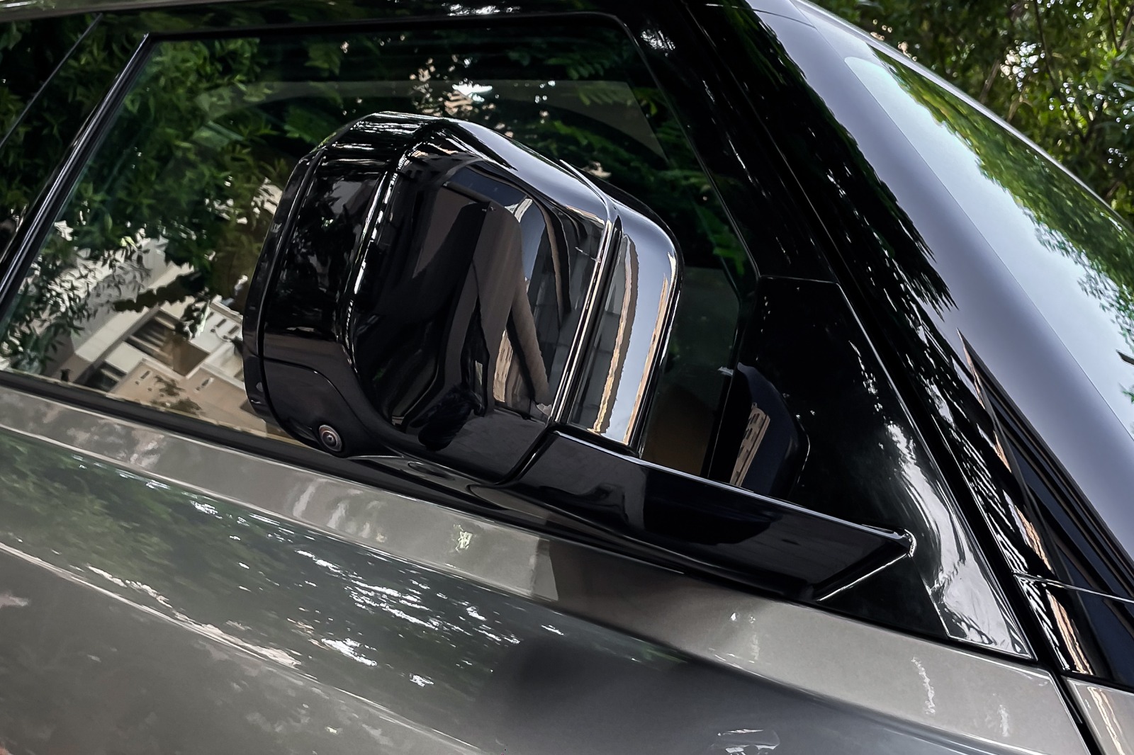 2023 LAND ROVER DEFENDER 90 HSE