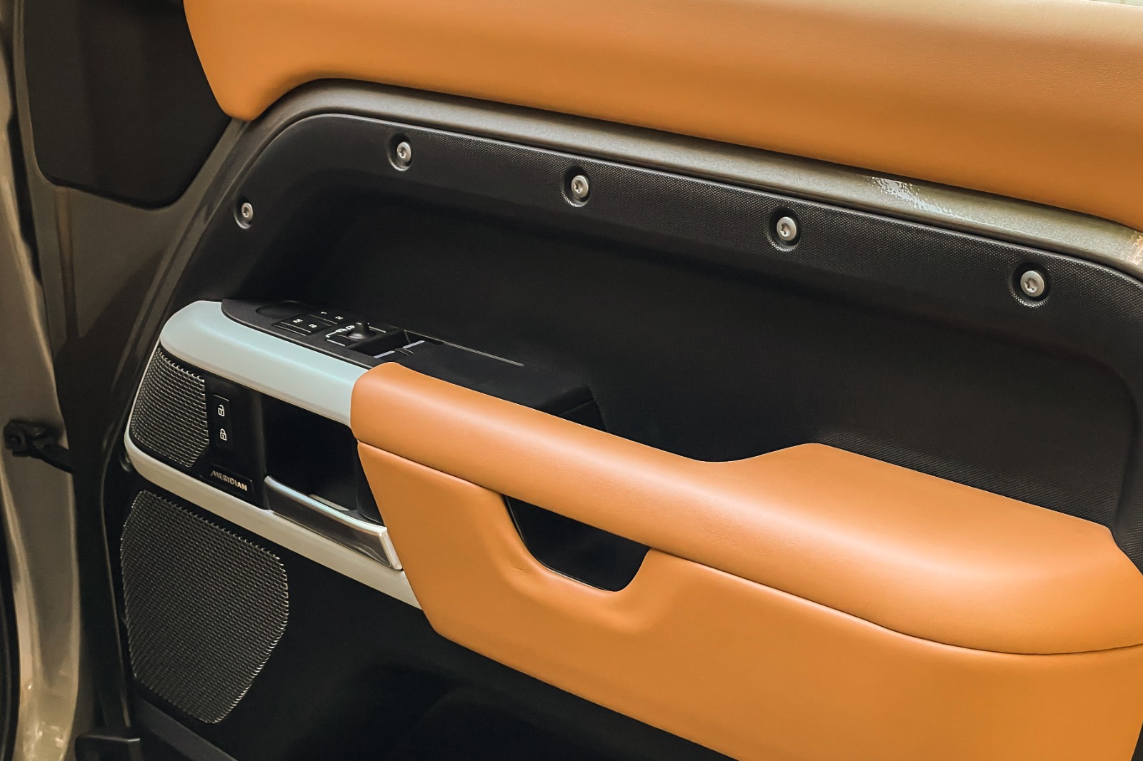 2023 LAND ROVER DEFENDER 90 HSE