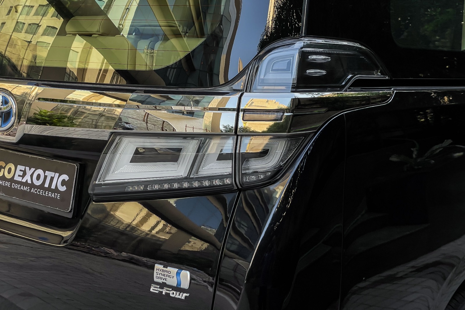 2020 TOYOTA VELLFIRE EXECUTIVE LOUNGE