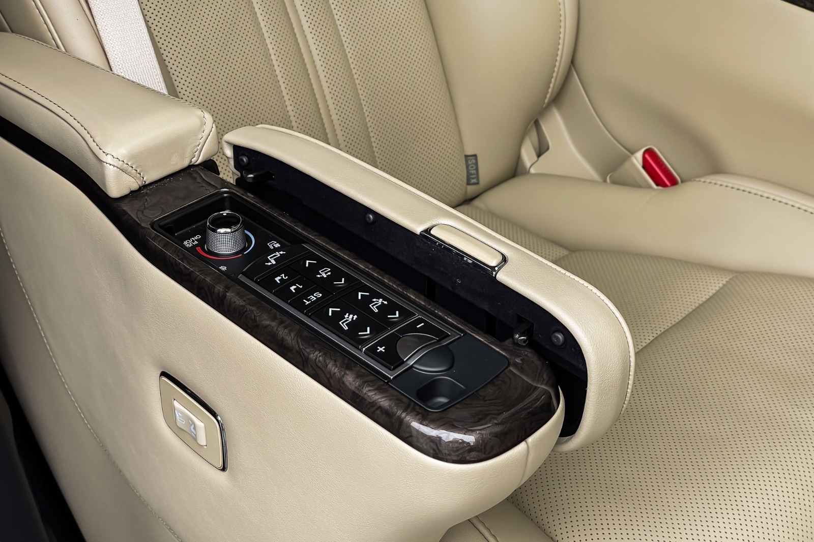 2020 TOYOTA VELLFIRE EXECUTIVE LOUNGE