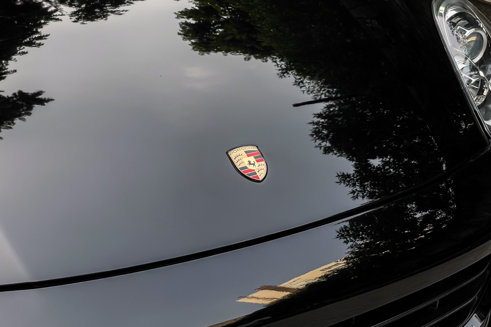 2015 PORSCHE CAYENNE