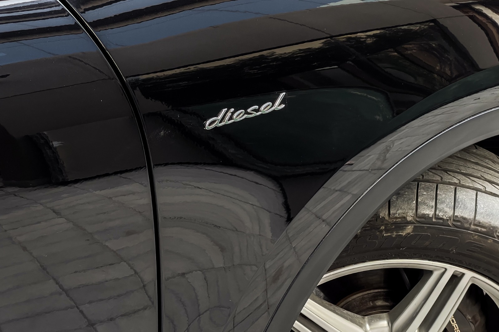 2015 PORSCHE CAYENNE