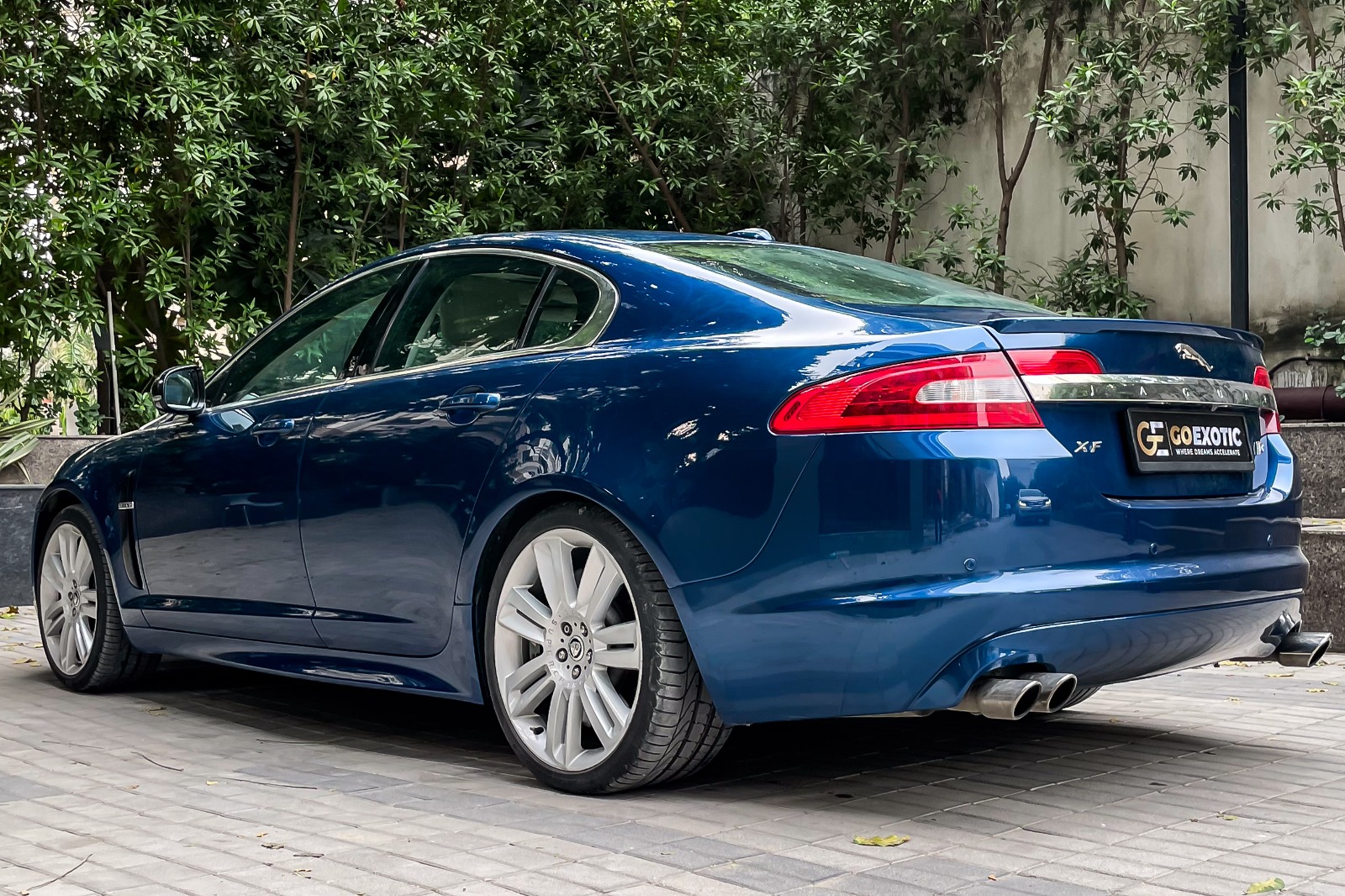2010 JAGUAR XF R SUPERCHARGED