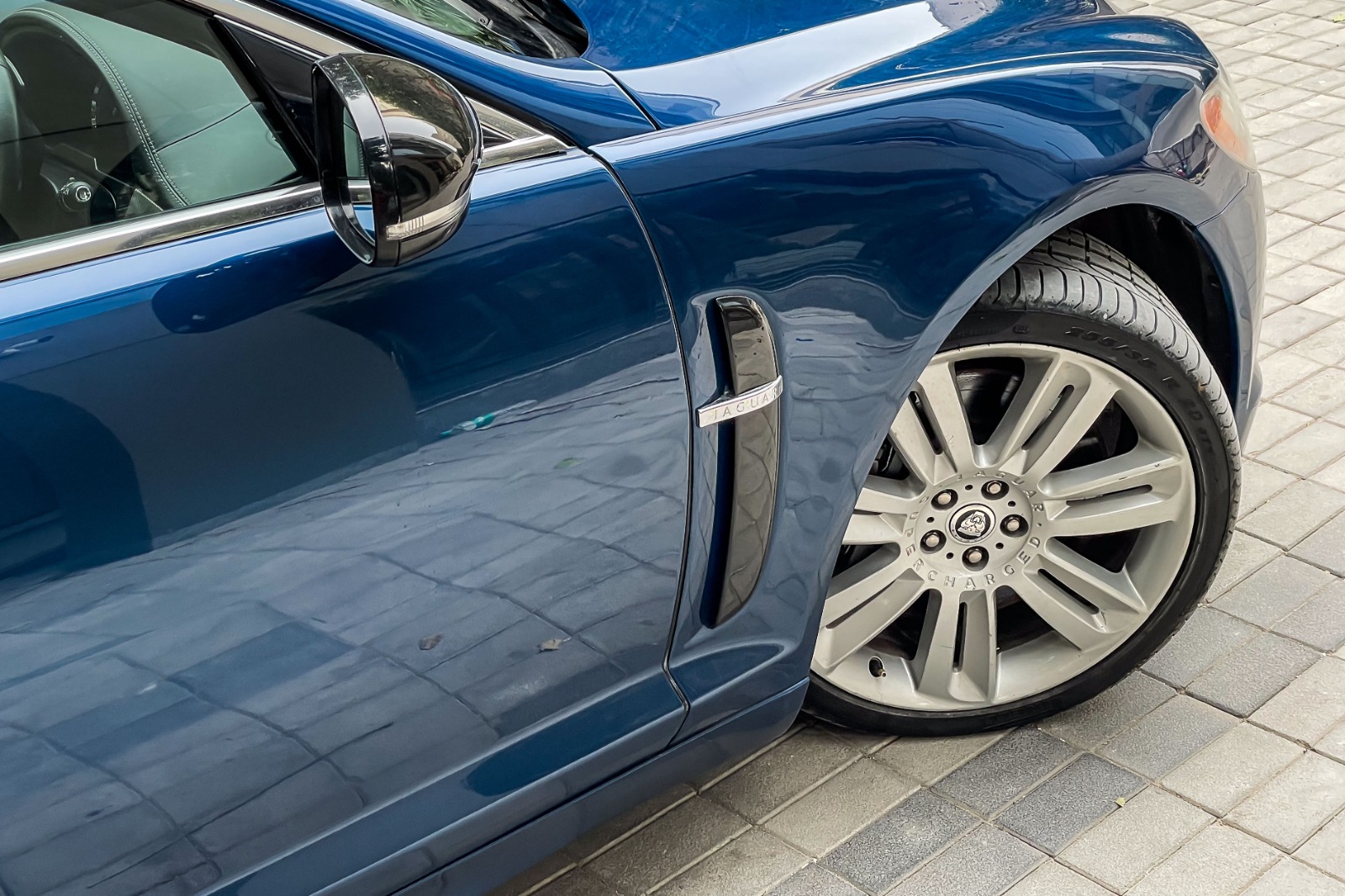 2010 JAGUAR XF R SUPERCHARGED